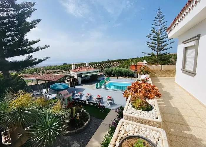 2 Apartments With Private Pool At Villa Diaz Aleman