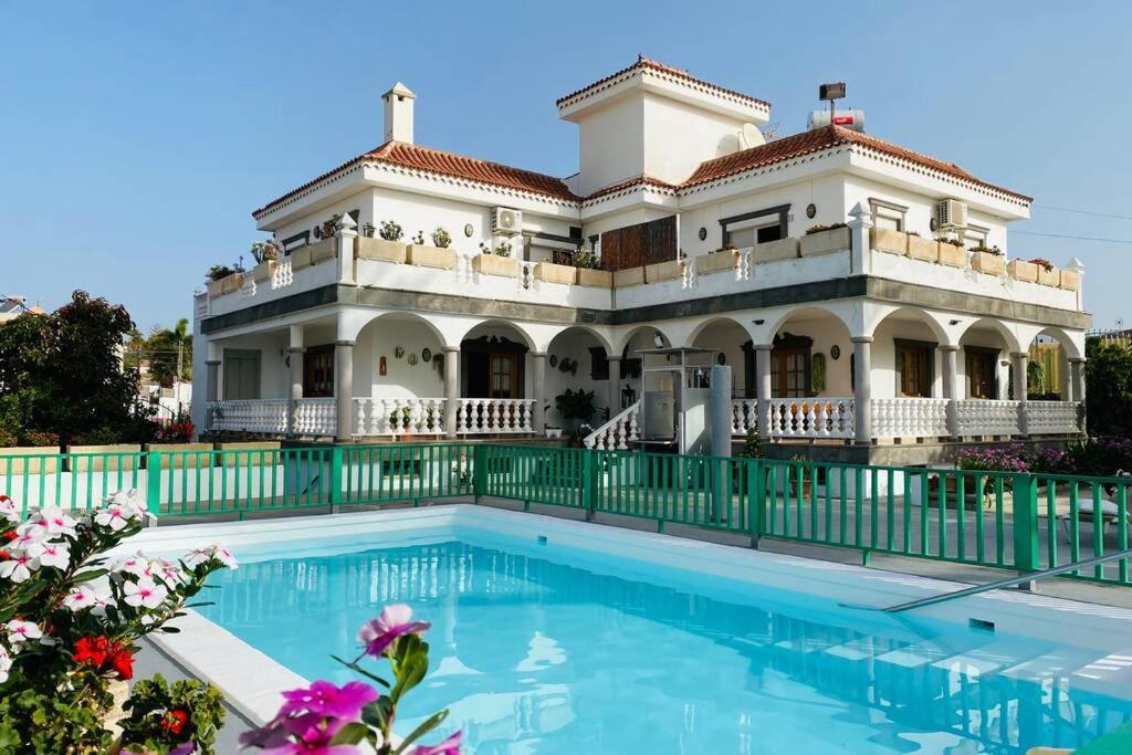 2 With Private Pool At Diaz Aleman *